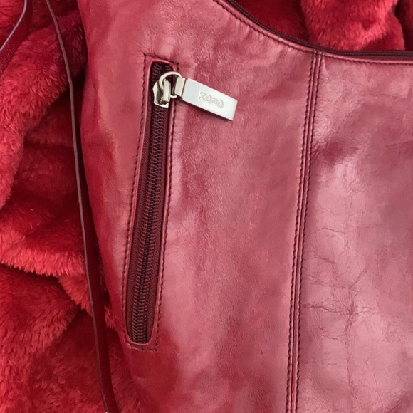 HOBO INTERNATIONAL - Picture 9 of 11